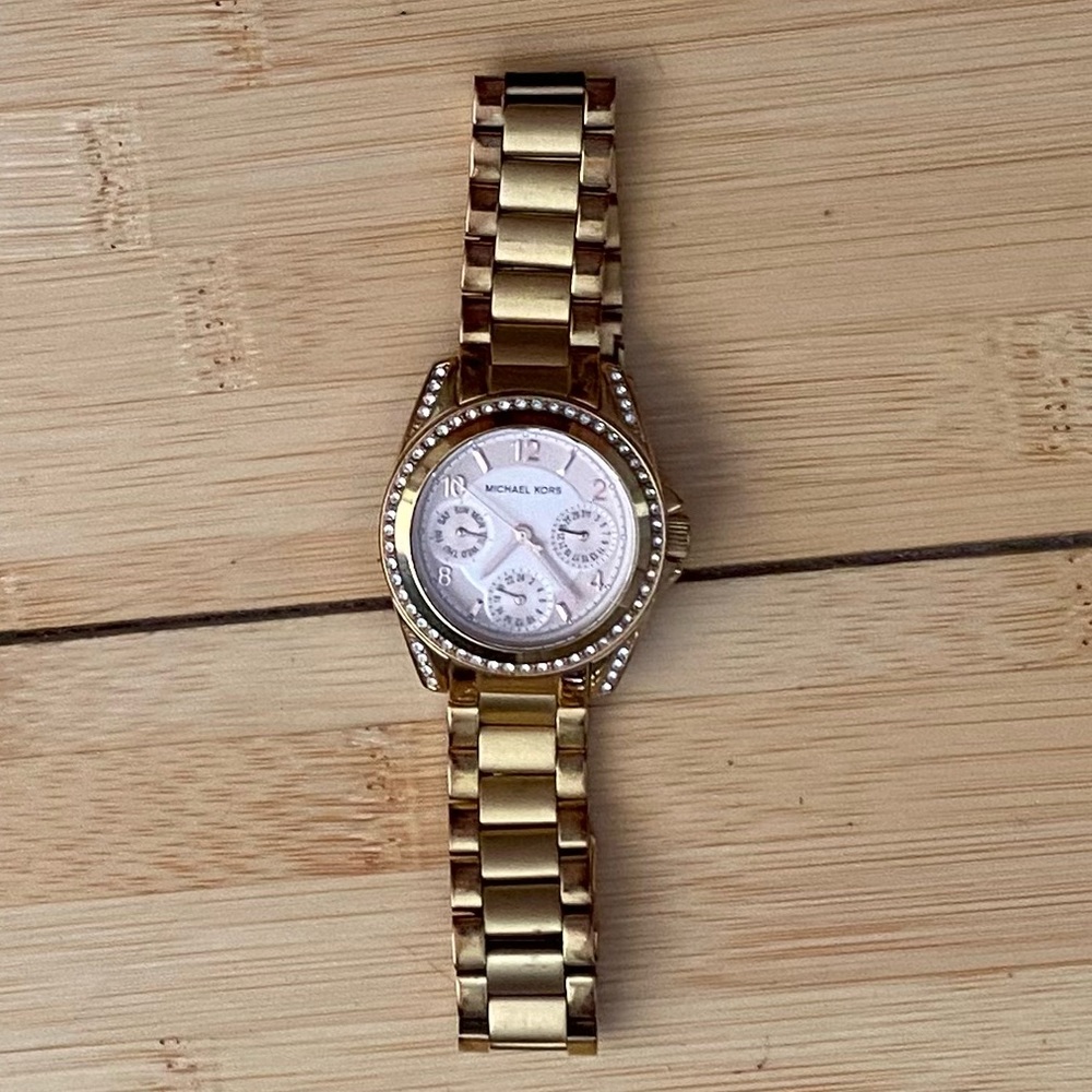 MICHAEL KORS Women's Chronograph Bryant Stainless Steel Bracelet Watch - Picture 7 of 8